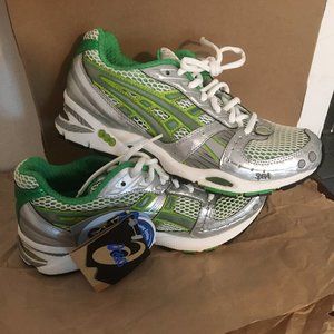 Asics Gel Nimbus VII (New In Box) Size 7